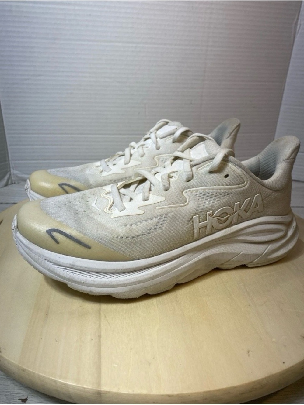 Hoka Clifton 10 Oatmeal Oat Milk Athletic Sneakers Men's Shoes Size 6MD - Picture 2 of 9